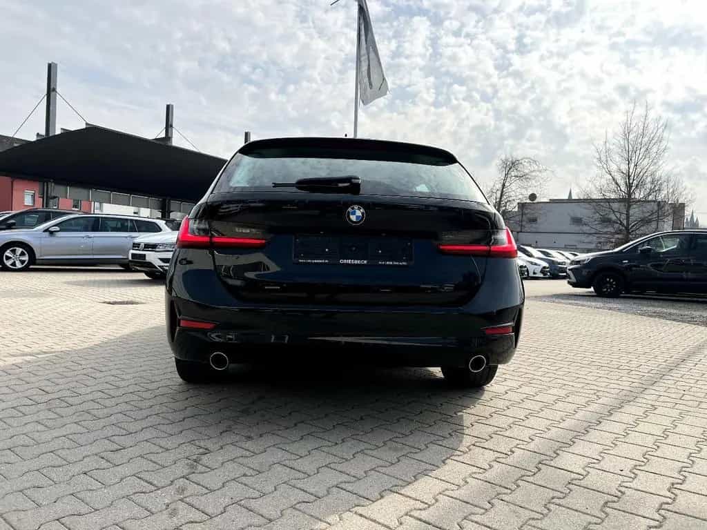 BMW 318 d Touring *LED Navi Leder AHK DAB el. Heck* 09/2021-photo-2