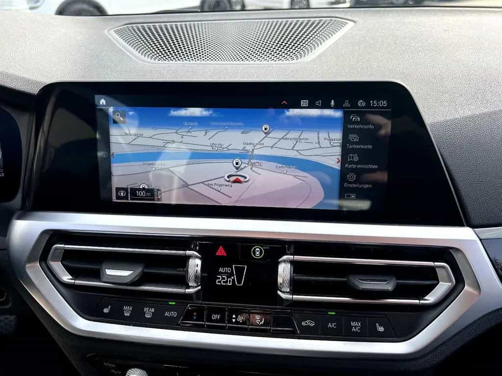 BMW 318 d Touring *LED Navi Leder AHK DAB el. Heck* 09/2021-photo-24