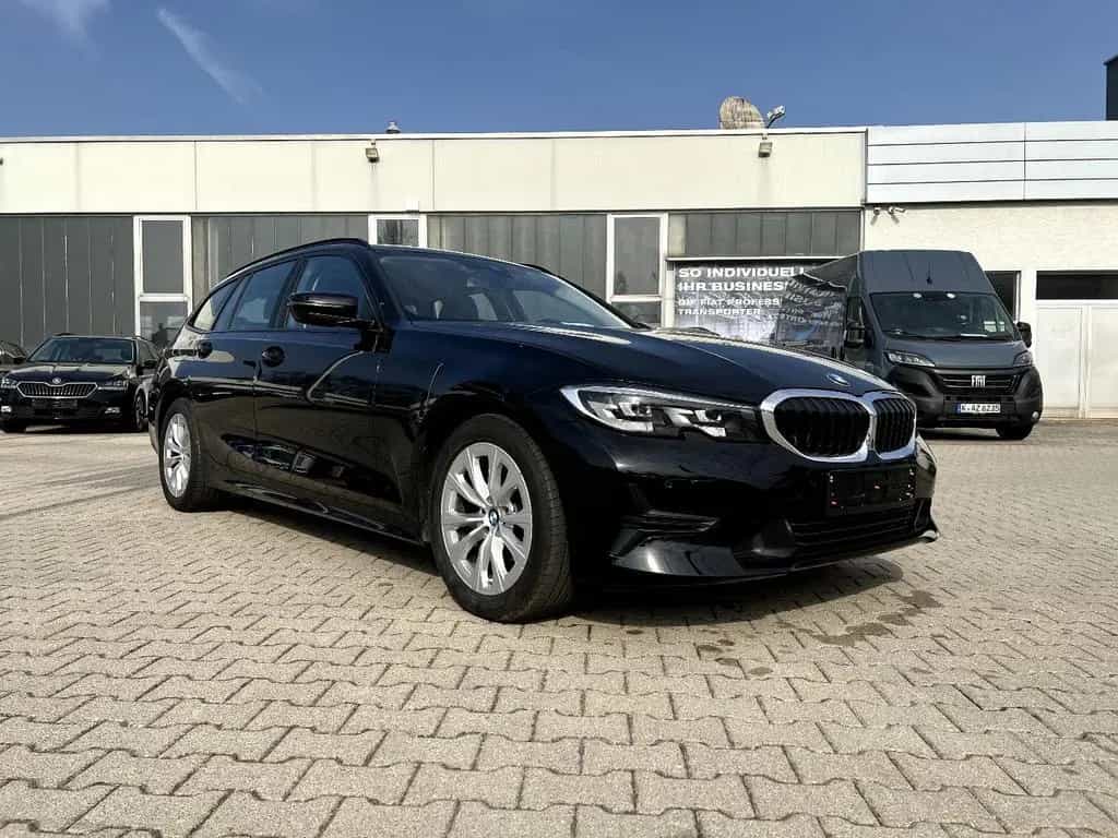 BMW 318 d Touring *LED Navi Leder AHK DAB el. Heck* 09/2021-photo-4