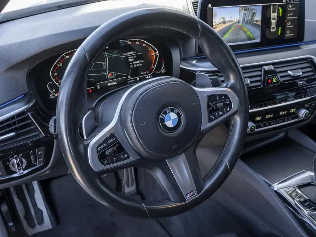 BMW 5 Series 520d xDrive Limo M-Sport KAMERA HiFi adapLED 08/2021-photo-12