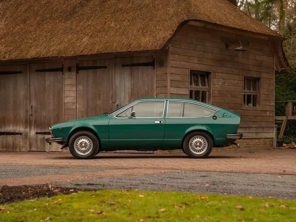 Alfa Romeo Alfetta GTV 2000 11/1977-photo-3