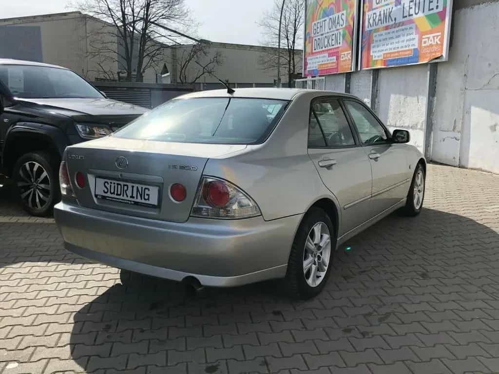 Lexus IS 200 Automatik Leder*Klima*Sitzheizung 09/2002-photo-16