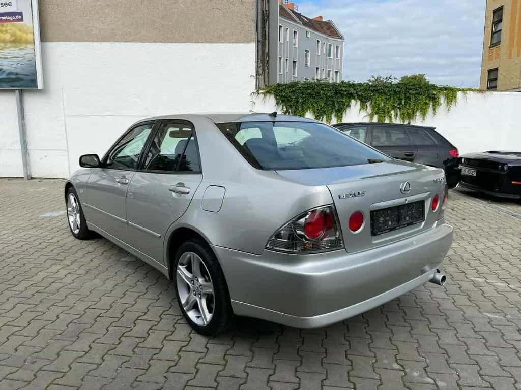 Lexus IS 200 Automatik Leder*Klima*Sitzheizung 09/2002-photo-18