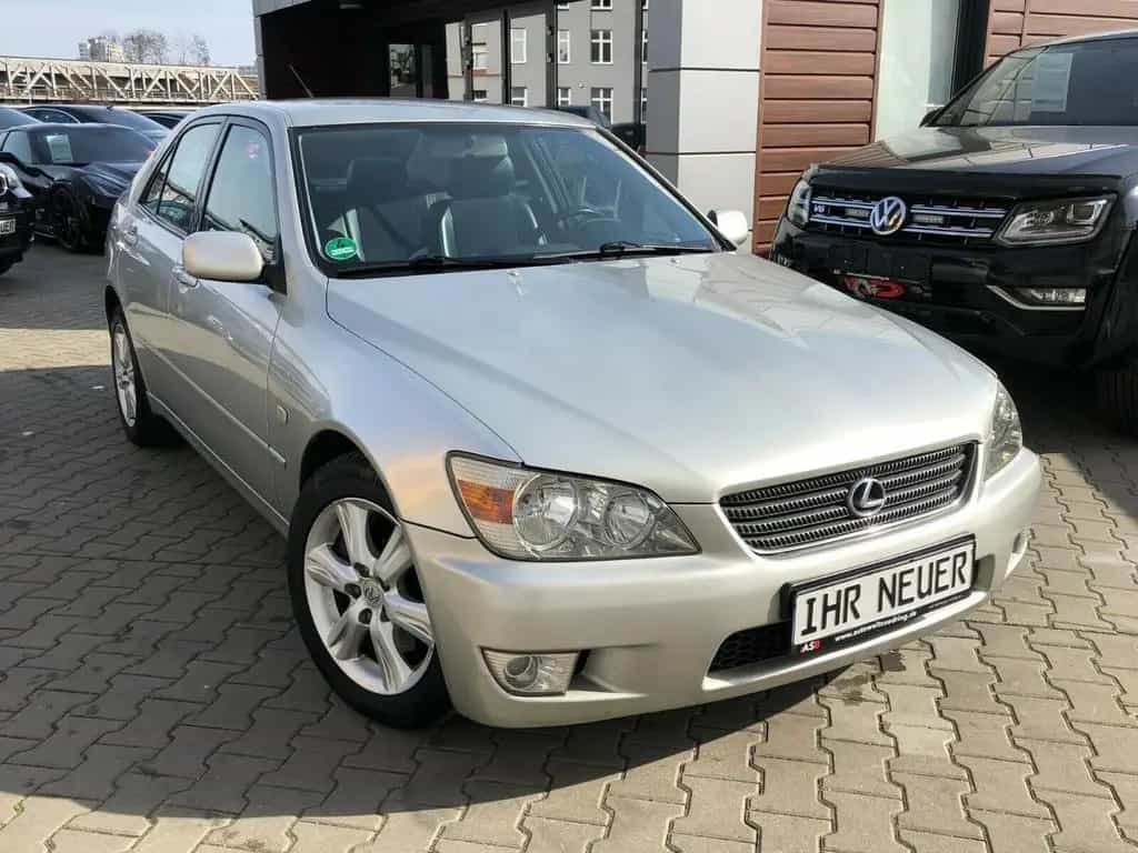 Lexus IS 200 Automatik Leder*Klima*Sitzheizung 09/2002-photo-2