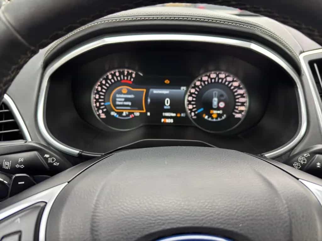 Ford S-Max S-MAX Vignale*7-sitzer*el.AHK*Leder 03/2017-photo-17