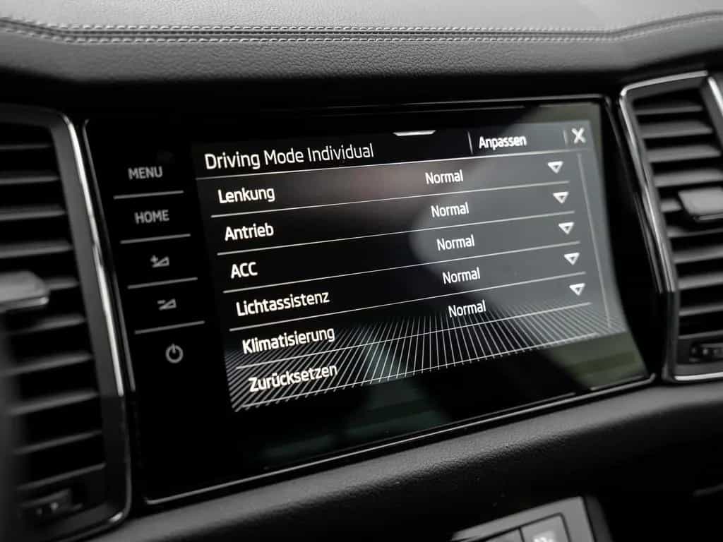 Skoda Kodiaq STYLE 2.0 TSI DSG 4X4 Kam. Navi Standh. 02/2023-photo-16