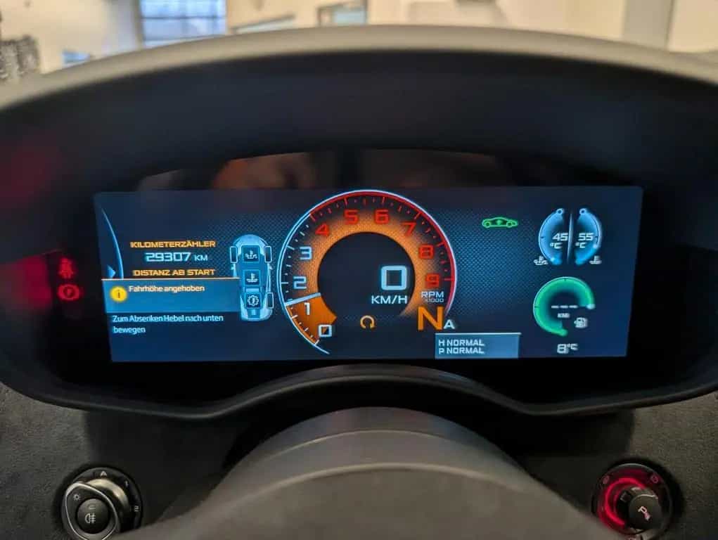 McLaren 600LT Spider 04/2019-photo-12