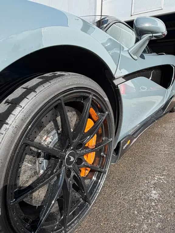 McLaren 600LT Spider 04/2019-photo-6