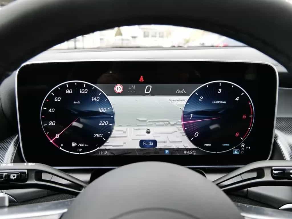 Mercedes-Benz GLC-Class d 4MATIC AMG Distronic 360° AHK Memory 02/2026-photo-18