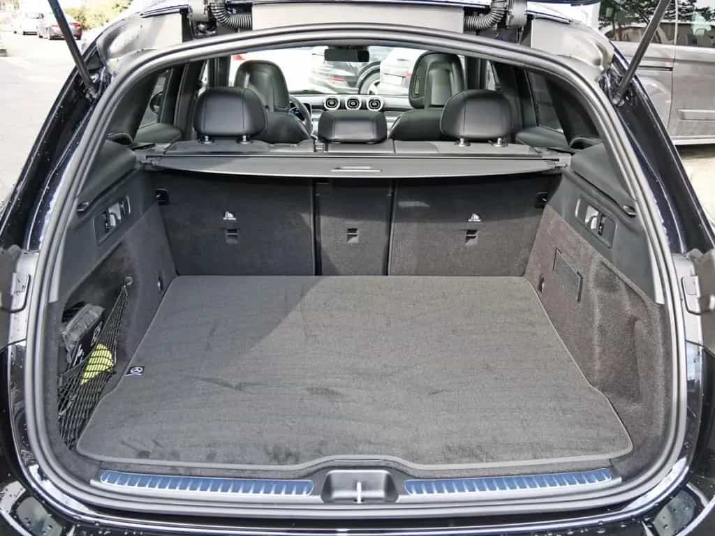 Mercedes-Benz GLC-Class d 4MATIC AMG Distronic 360° AHK Memory 02/2026-photo-5
