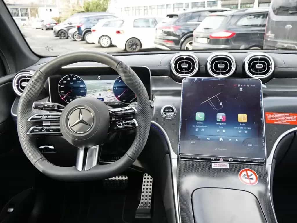 Mercedes-Benz GLC-Class d 4MATIC AMG Distronic 360° AHK Memory 02/2026-photo-7