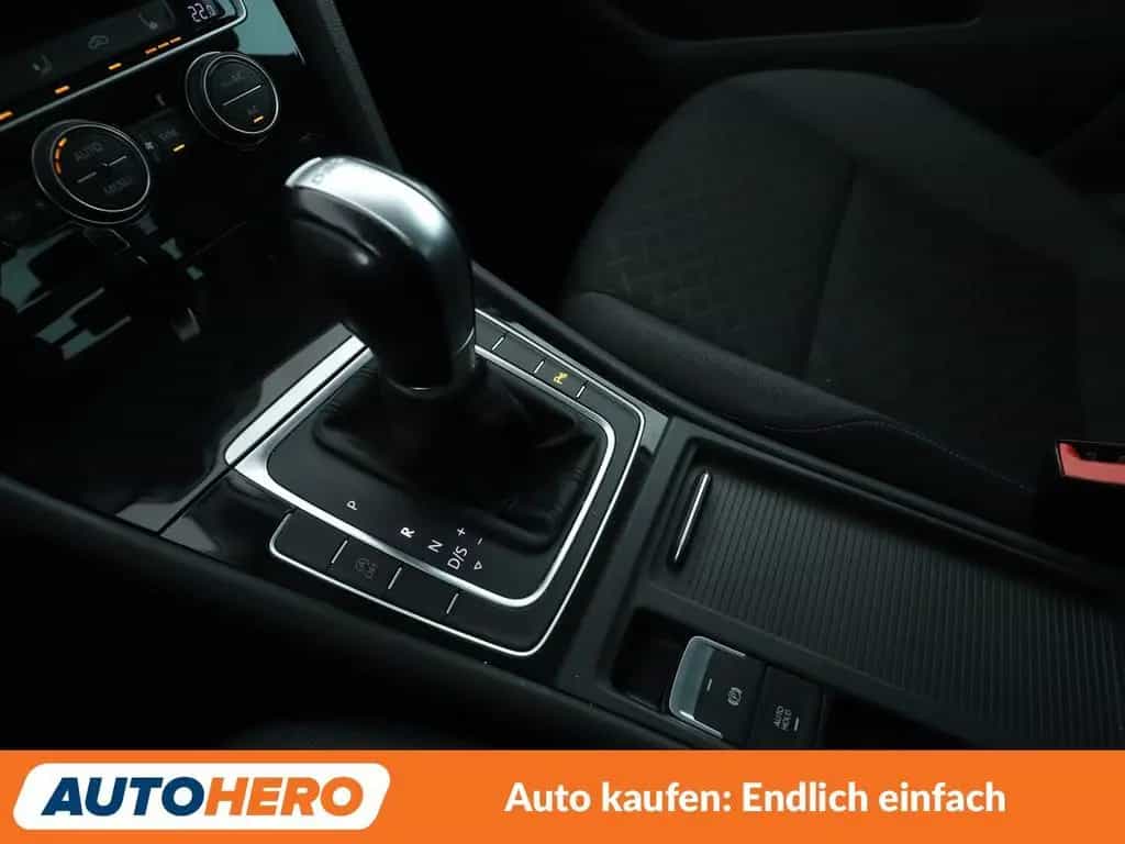 Volkswagen Golf VII 1.5 TSI ACT Join Aut.*NAVI*LED*ACC*PDC* 08/2018-photo-22