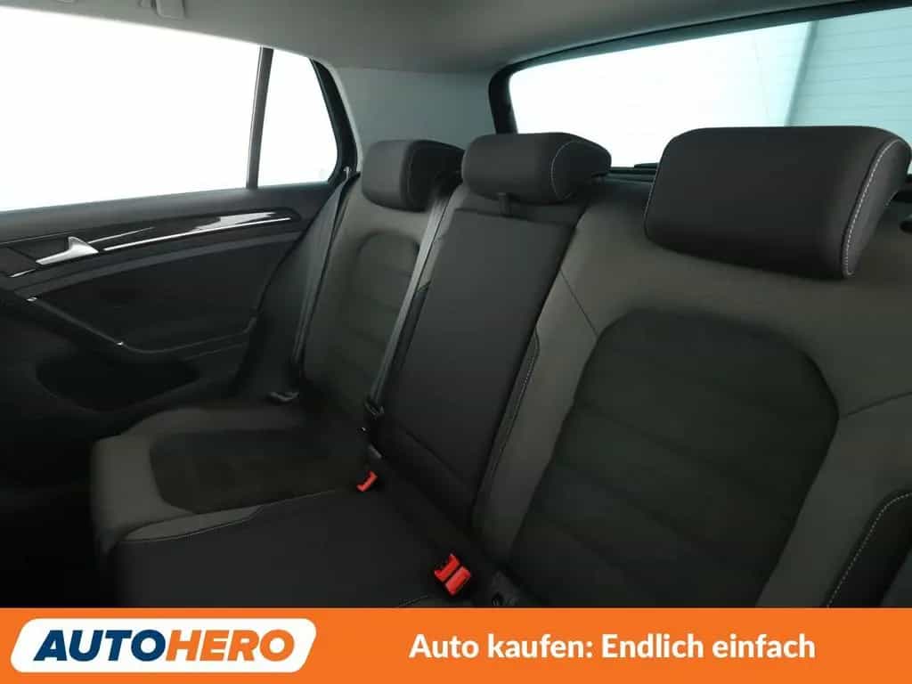 Volkswagen 1.5 TSI ACT Highline BlueMotion *NAV*LED*ACC*PDC 10/2017-photo-13