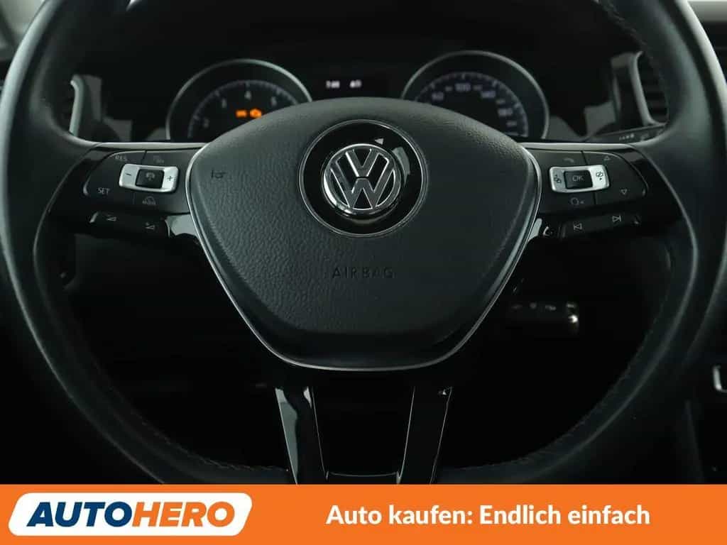 Volkswagen 1.5 TSI ACT Highline BlueMotion *NAV*LED*ACC*PDC 10/2017-photo-18
