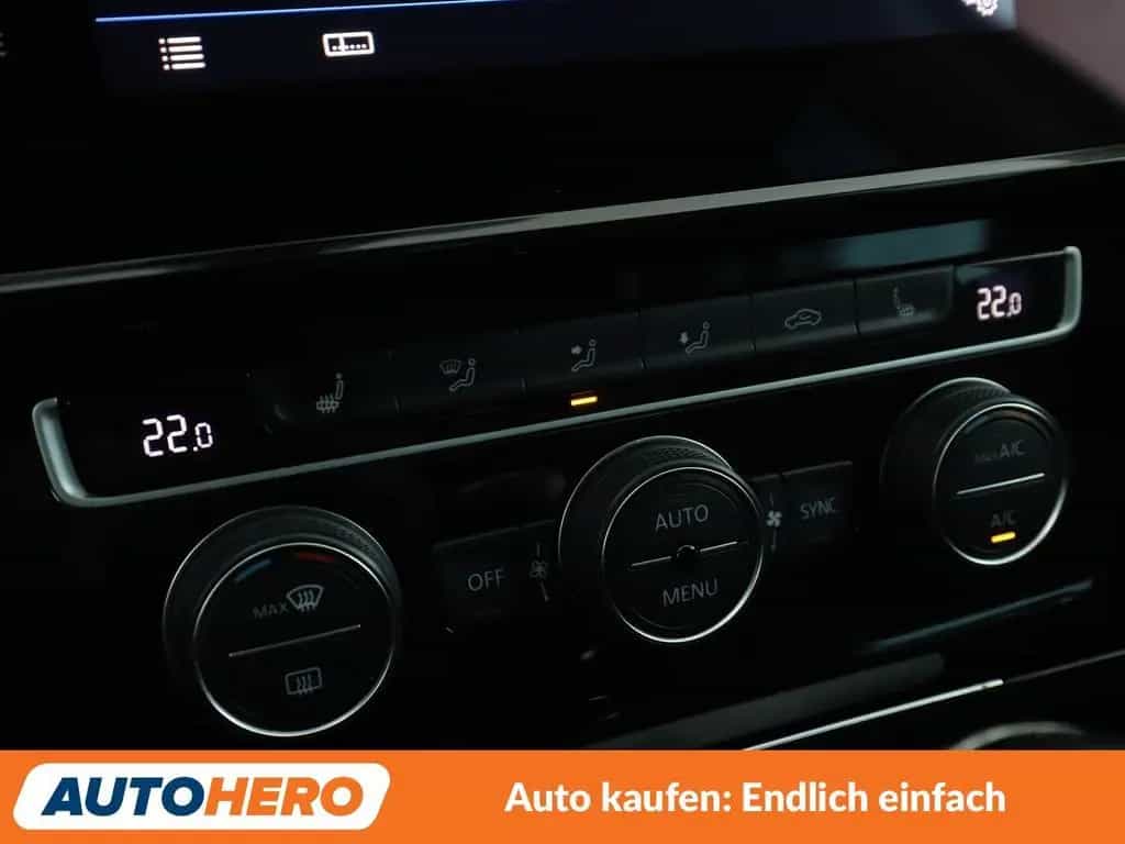 Volkswagen 1.5 TSI ACT Highline BlueMotion *NAV*LED*ACC*PDC 10/2017-photo-21