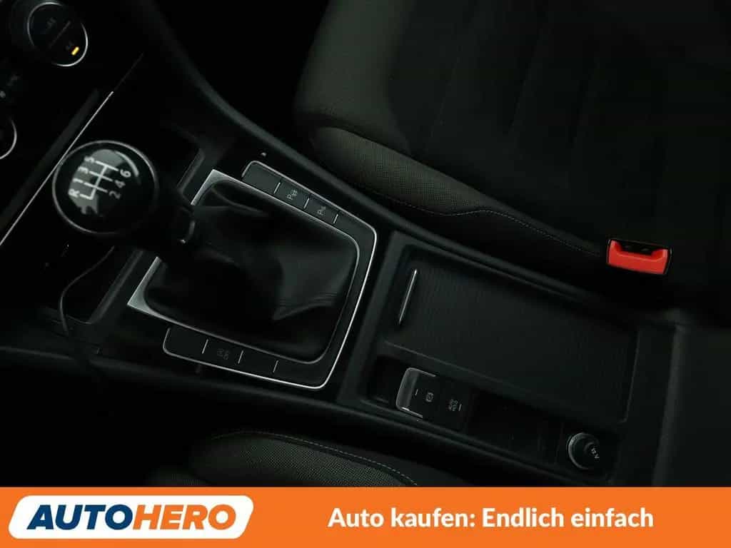 Volkswagen 1.5 TSI ACT Highline BlueMotion *NAV*LED*ACC*PDC 10/2017-photo-22