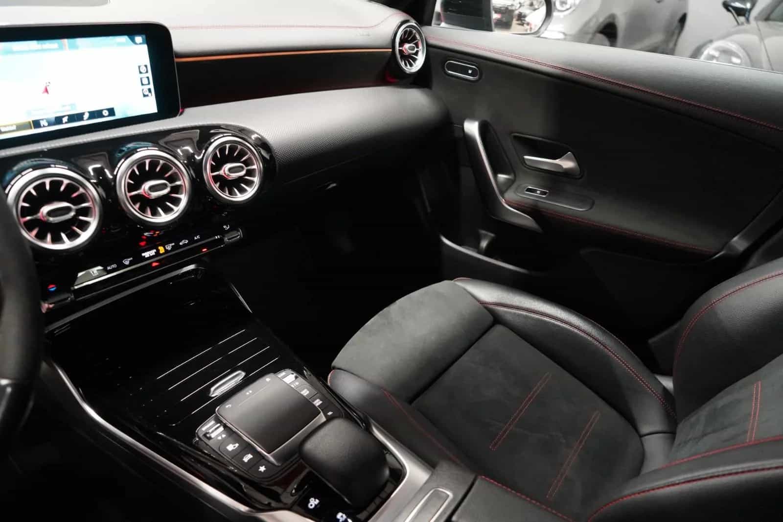 Mercedes-Benz CLA-Class 35 AMG 03/2020-photo-28