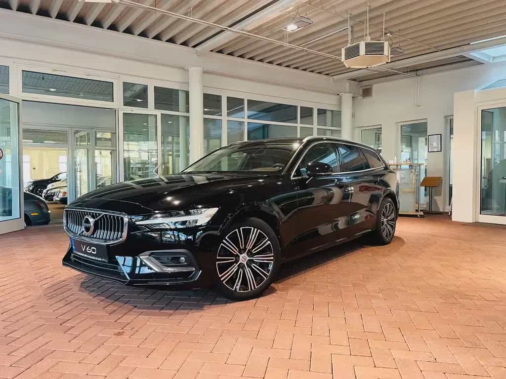 Volvo V60 T5 Inscription Autom Navi Leder PDC Cam LED 09/2019-photo-0