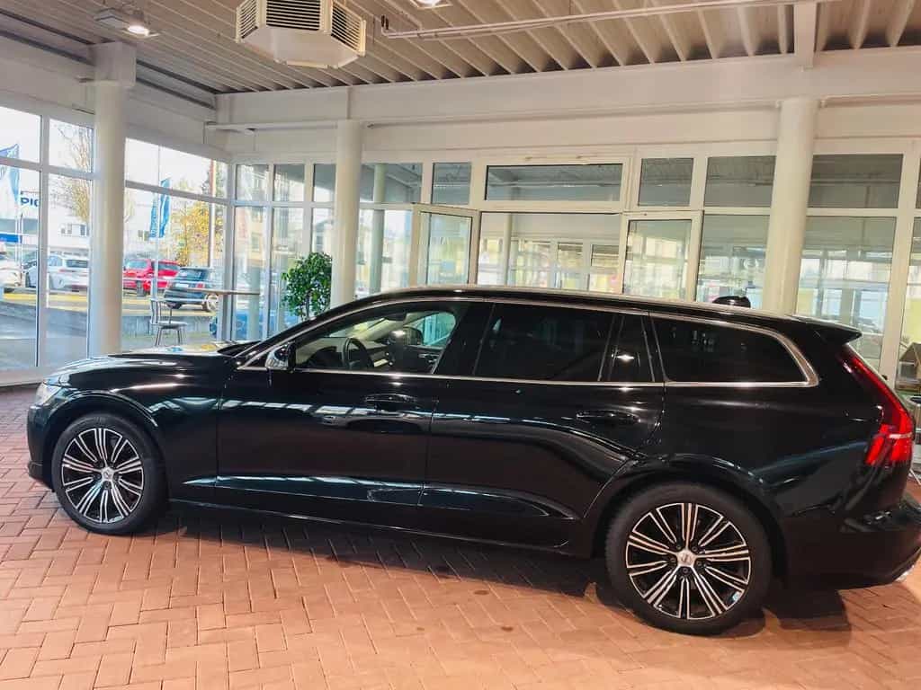 Volvo V60 T5 Inscription Autom Navi Leder PDC Cam LED 09/2019-photo-1
