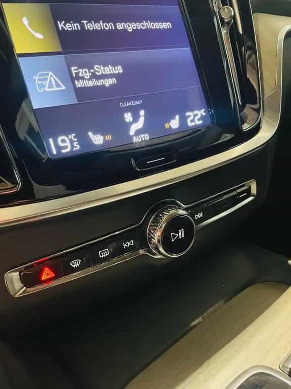Volvo V60 T5 Inscription Autom Navi Leder PDC Cam LED 09/2019-photo-20