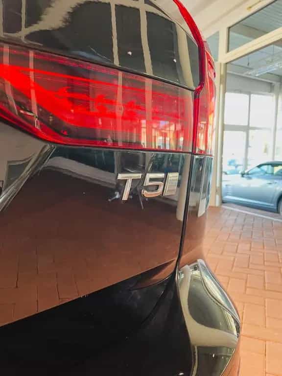 Volvo V60 T5 Inscription Autom Navi Leder PDC Cam LED 09/2019-photo-5