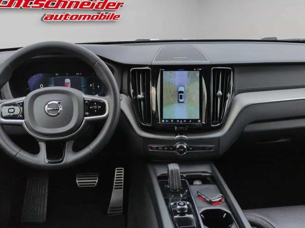 Volvo XC60 B5 D AWD R-Design+HUD+Luft+22Zoll+Massage+ 08/2022-photo-9