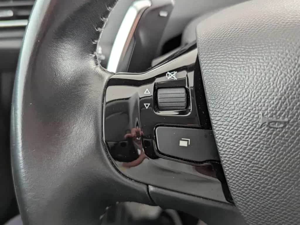 Peugeot 308 1.5 BlueHDi 130 SW Allure (EURO 6d) NAVI+AHK 03/2021-photo-23