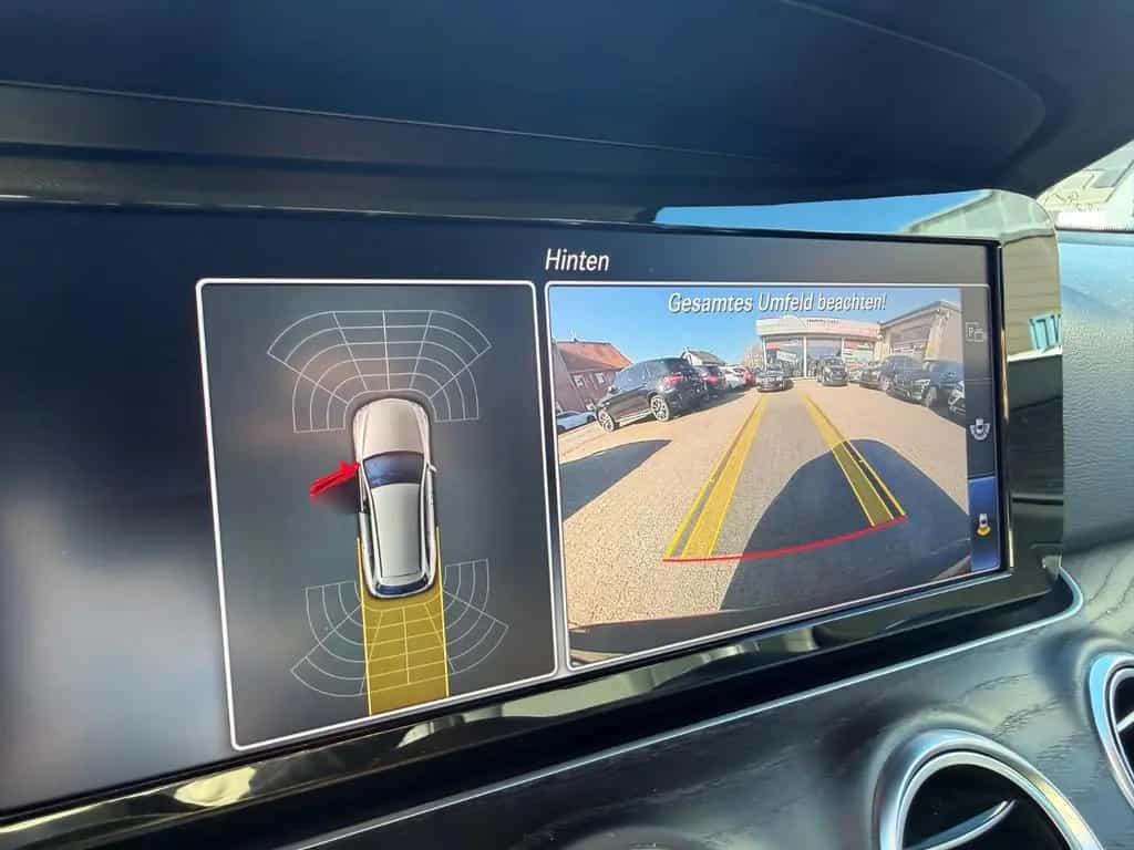 Mercedes-Benz E-Class 200 T Avantgarde 9-G Facelift Comand LED 02/2019-photo-13