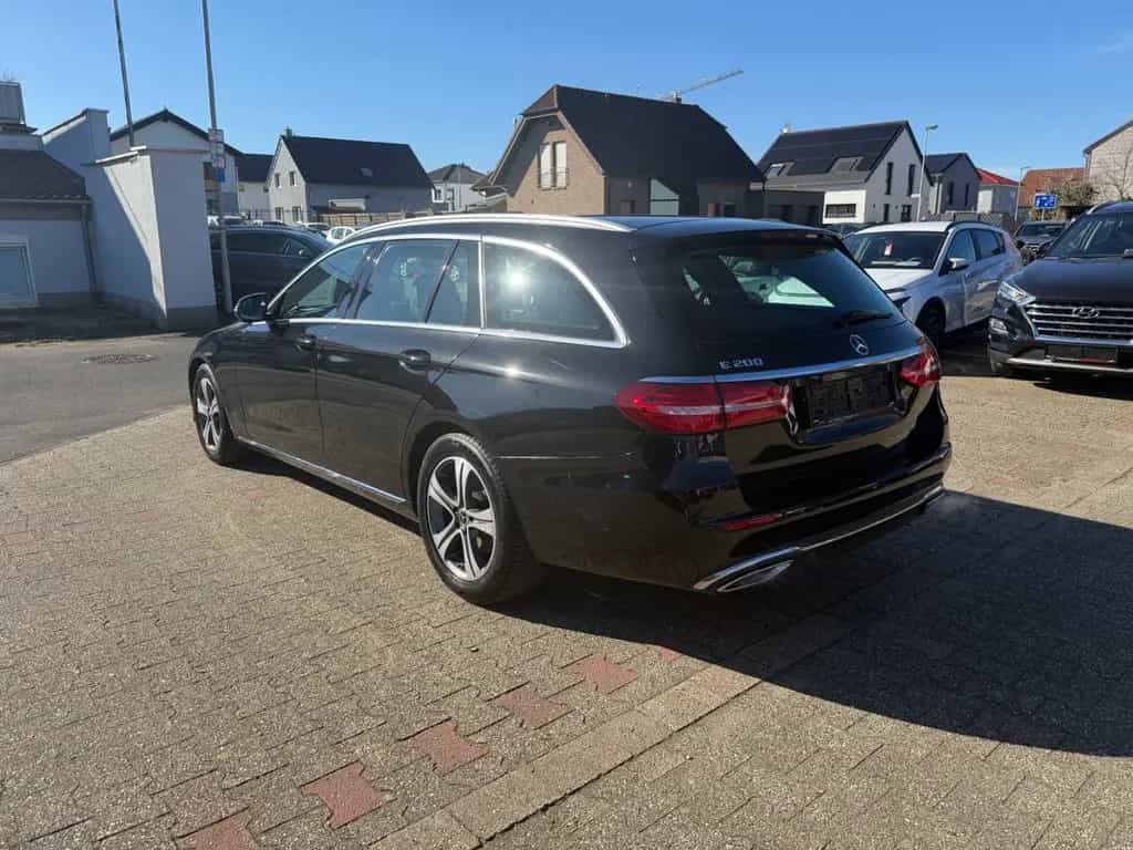 Mercedes-Benz E-Class 200 T Avantgarde 9-G Facelift Comand LED 02/2019-photo-6