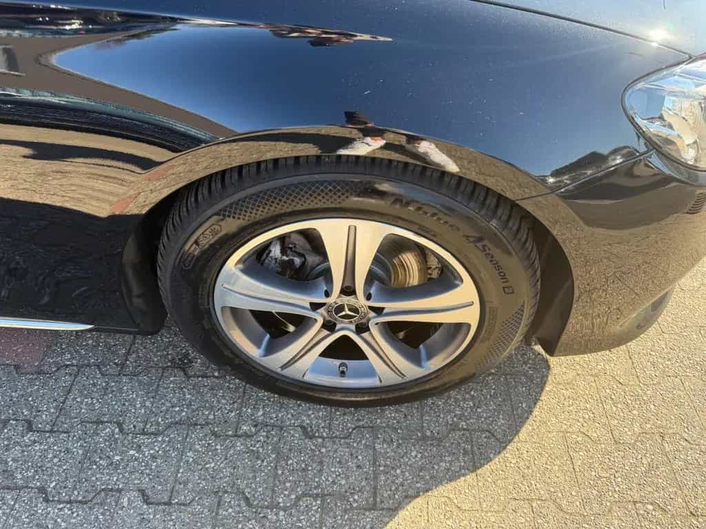 Mercedes-Benz E-Class 200 T Avantgarde 9-G Facelift Comand LED 02/2019-photo-9