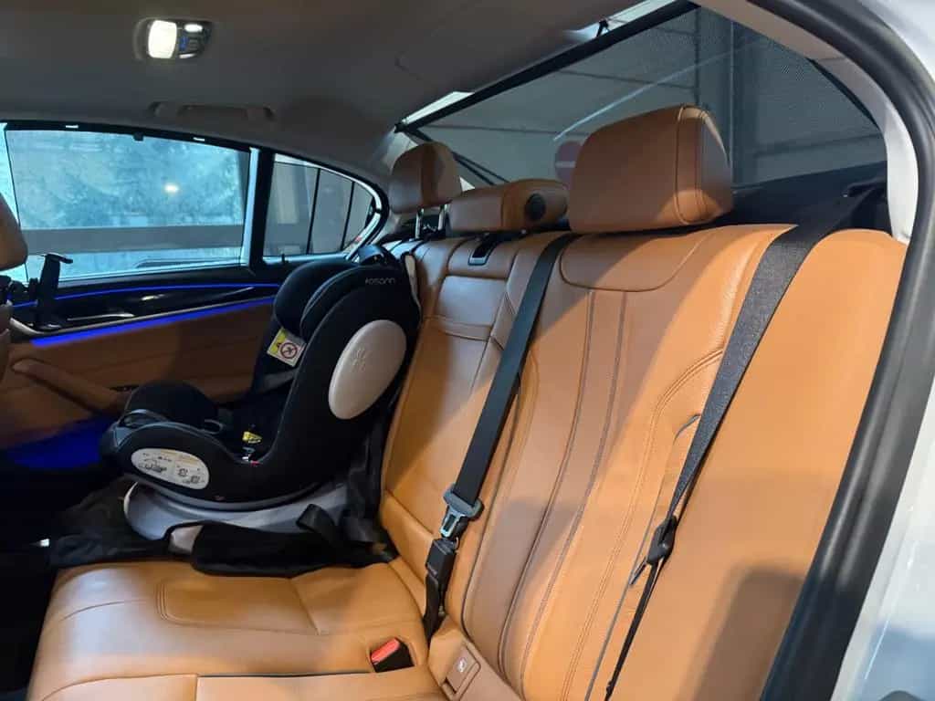 BMW 5 Series 540i A - Luxury Line G30 07/2017-photo-7