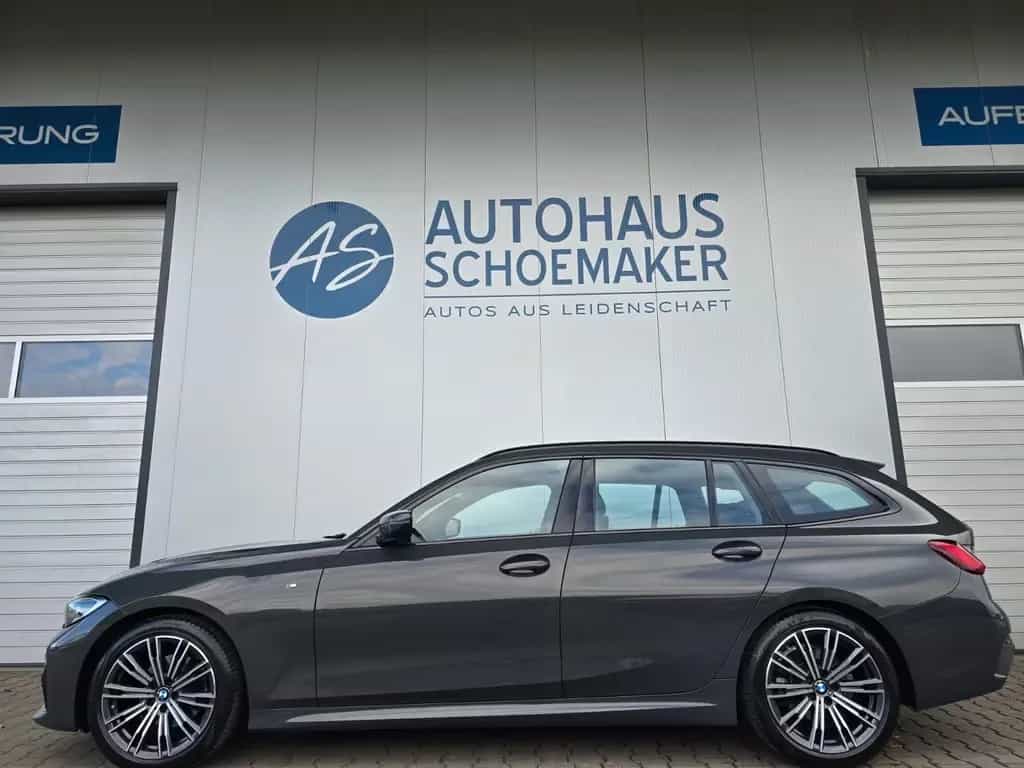 BMW 320 i M Sport*Dravitgrau*Dr.Ass.LC+Ambiente,Leder 12/2019-photo-1