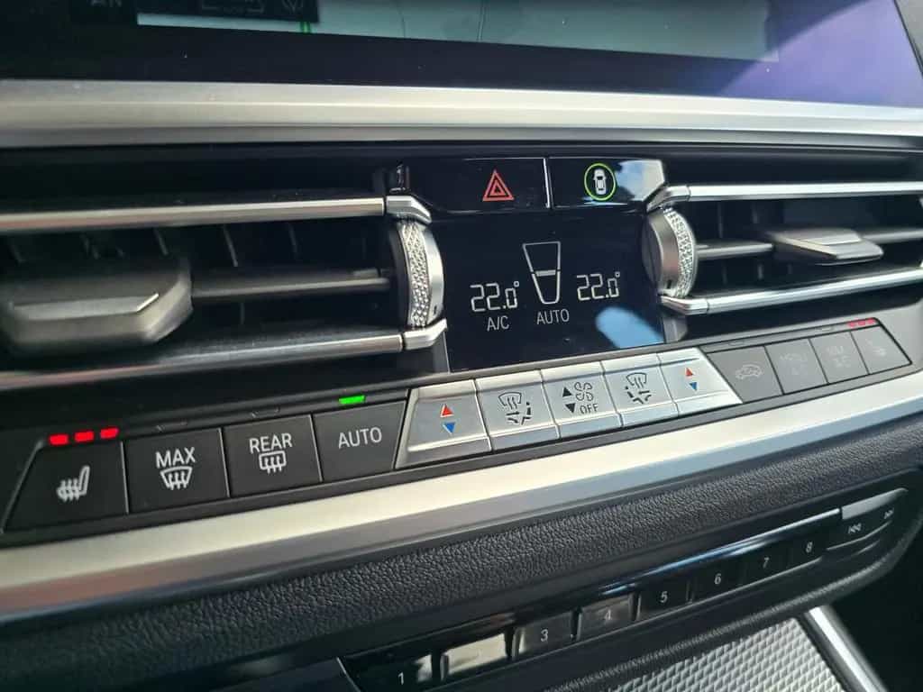 BMW 320 i M Sport*Dravitgrau*Dr.Ass.LC+Ambiente,Leder 12/2019-photo-18