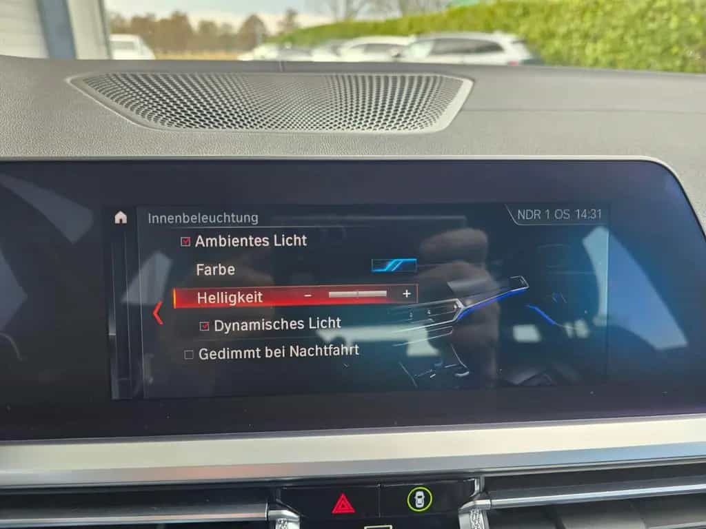 BMW 320 i M Sport*Dravitgrau*Dr.Ass.LC+Ambiente,Leder 12/2019-photo-30