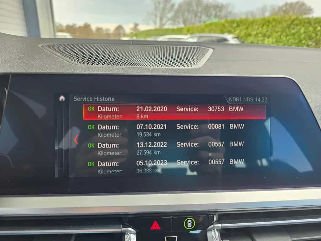 BMW 320 i M Sport*Dravitgrau*Dr.Ass.LC+Ambiente,Leder 12/2019-photo-36