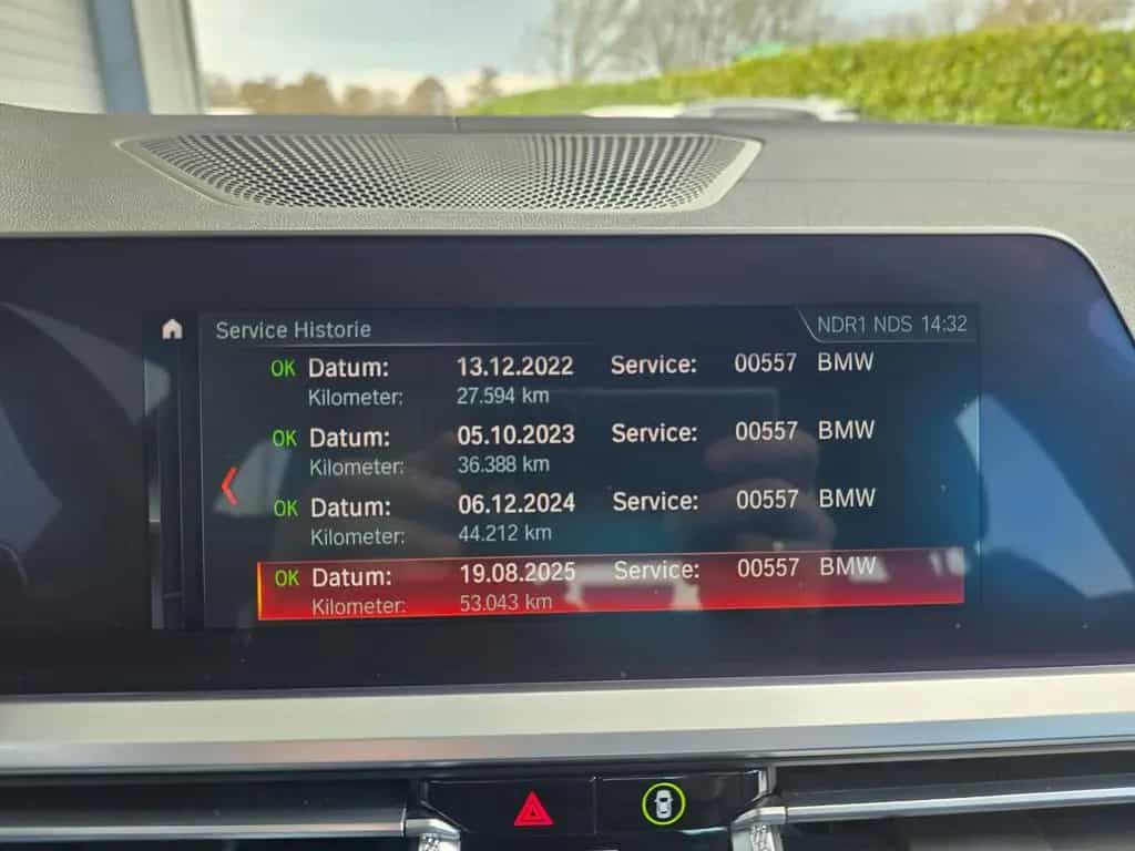 BMW 320 i M Sport*Dravitgrau*Dr.Ass.LC+Ambiente,Leder 12/2019-photo-37