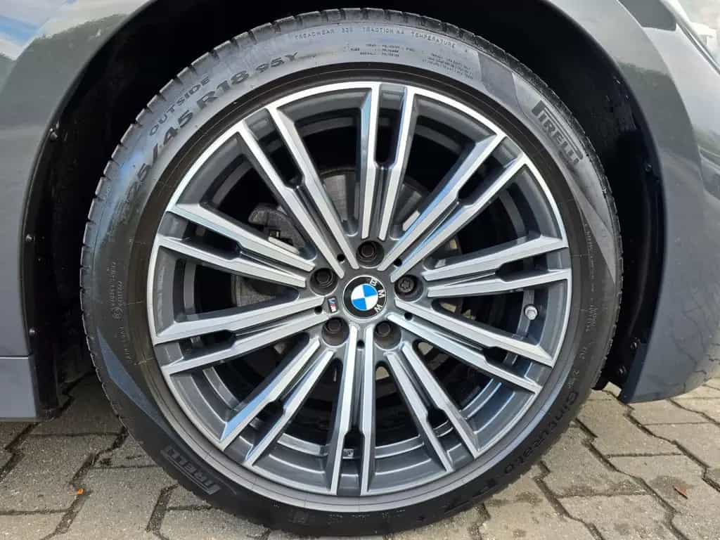 BMW 320 i M Sport*Dravitgrau*Dr.Ass.LC+Ambiente,Leder 12/2019-photo-9