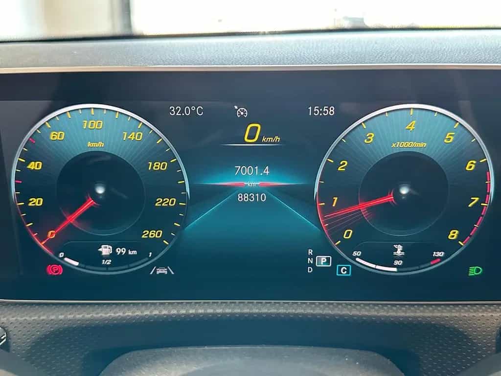 Mercedes-Benz CLA 250 AMG Multibeam Pano. Memory Keyl.Go AHK 11/2019-photo-12