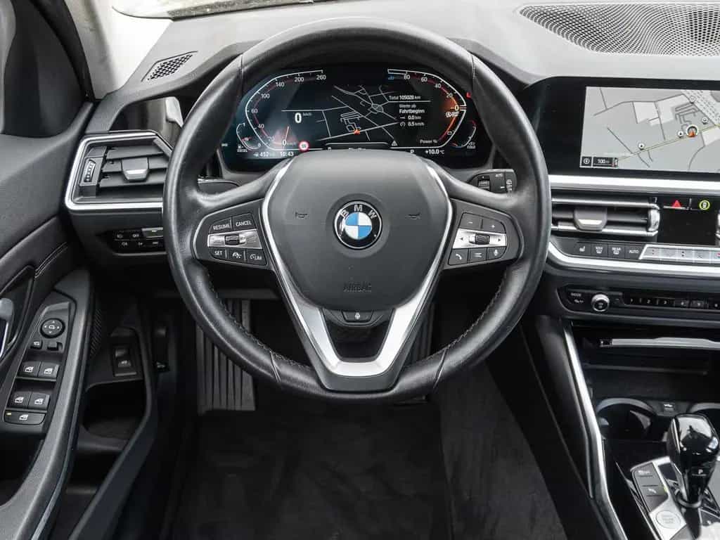 BMW 320 d xDrive Advantage, Lenkradheizung, Sportsitz 08/2022-photo-8