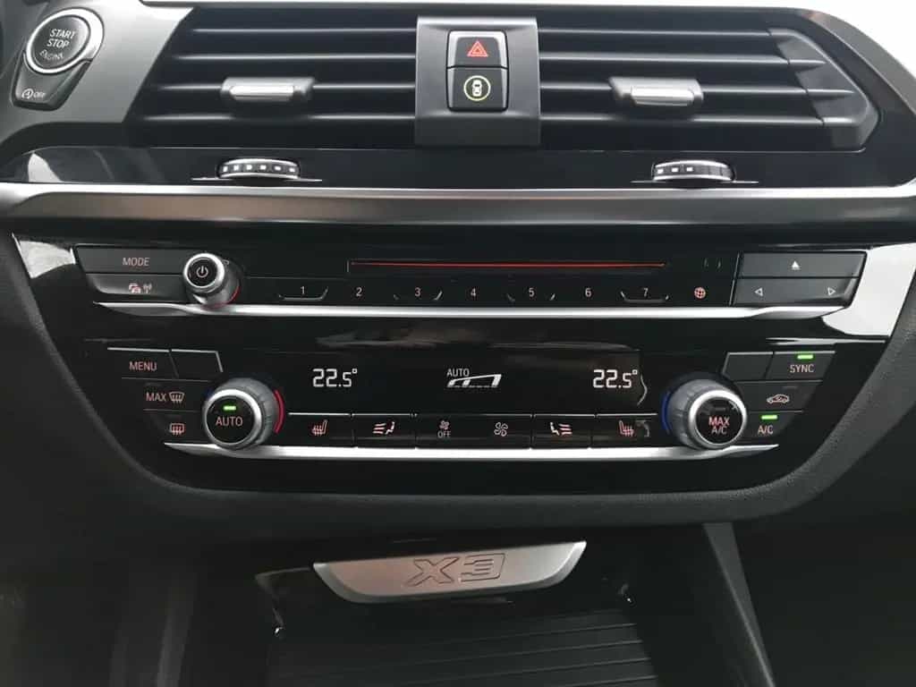 BMW X3 xDrive 30d Advantage *LED*AHK*HiFi*SHZ*Navi* 03/2020-photo-24