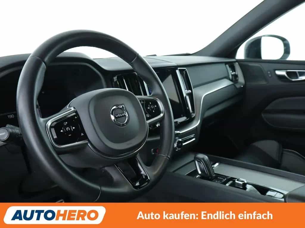 Volvo XC60 2.0 B4 R Design 2WD Aut.*ACC*HARMAN/KARDON* 04/2022-photo-10