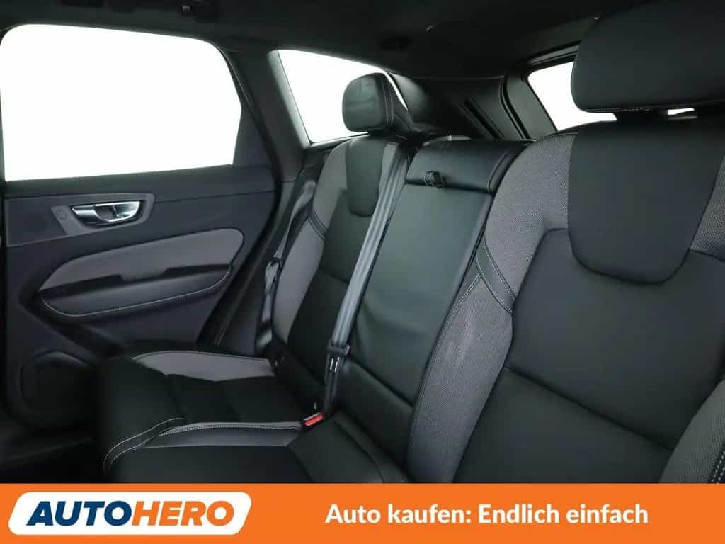 Volvo XC60 2.0 B4 R Design 2WD Aut.*ACC*HARMAN/KARDON* 04/2022-photo-13