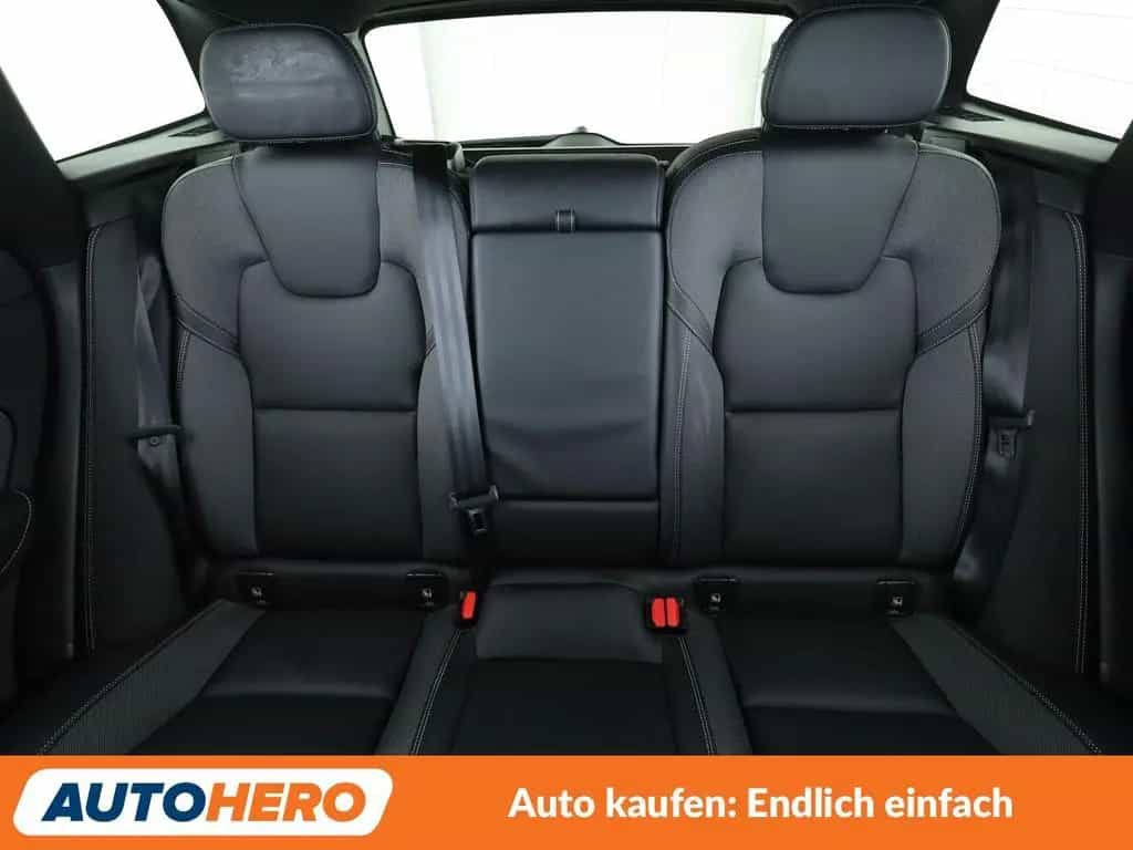 Volvo XC60 2.0 B4 R Design 2WD Aut.*ACC*HARMAN/KARDON* 04/2022-photo-15