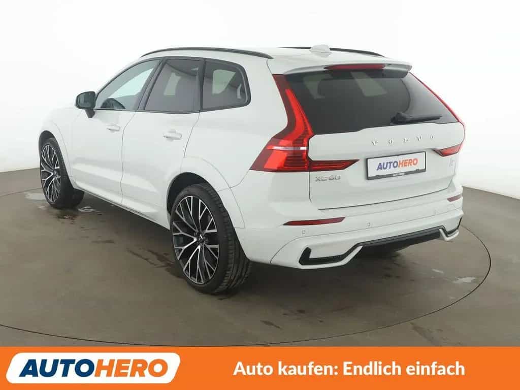 Volvo XC60 2.0 B4 R Design 2WD Aut.*ACC*HARMAN/KARDON* 04/2022-photo-3