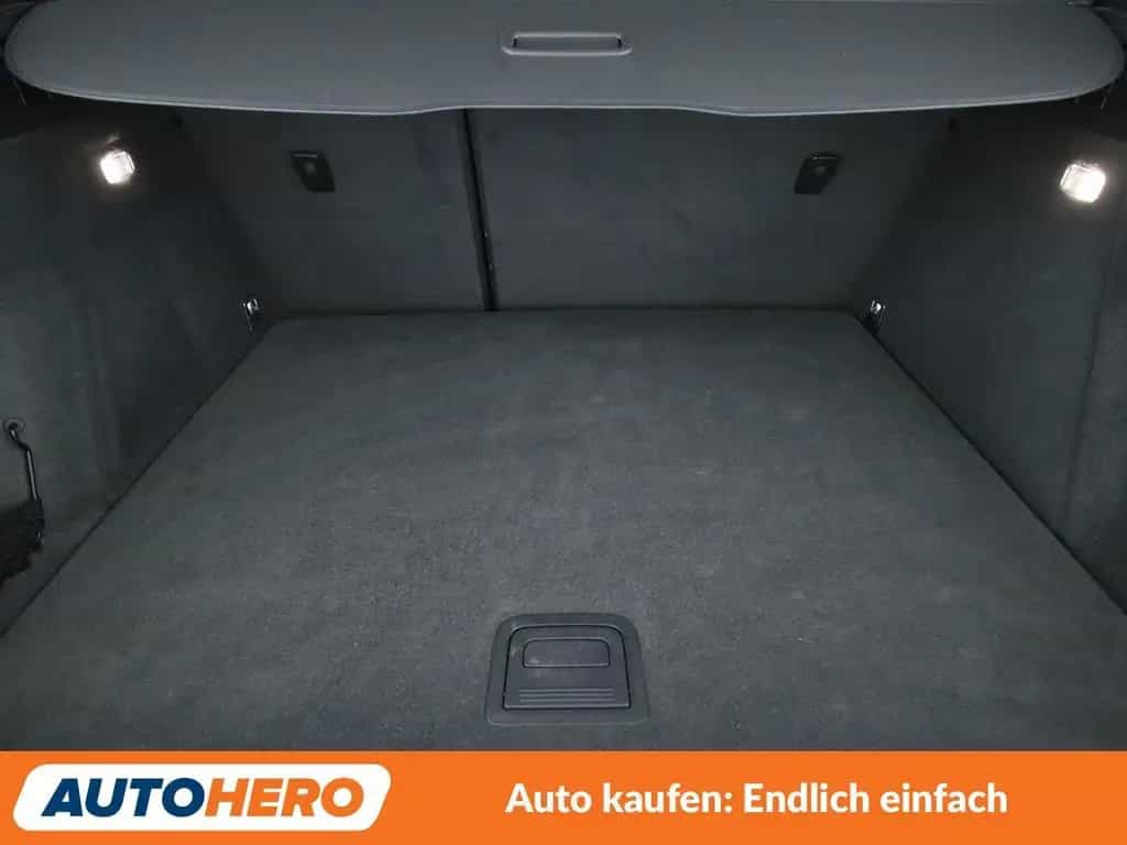 Audi Q3 2.0 TFSI quattro Sport Aut.*NAVI*TEMPO*CAM* 10/2016-photo-16