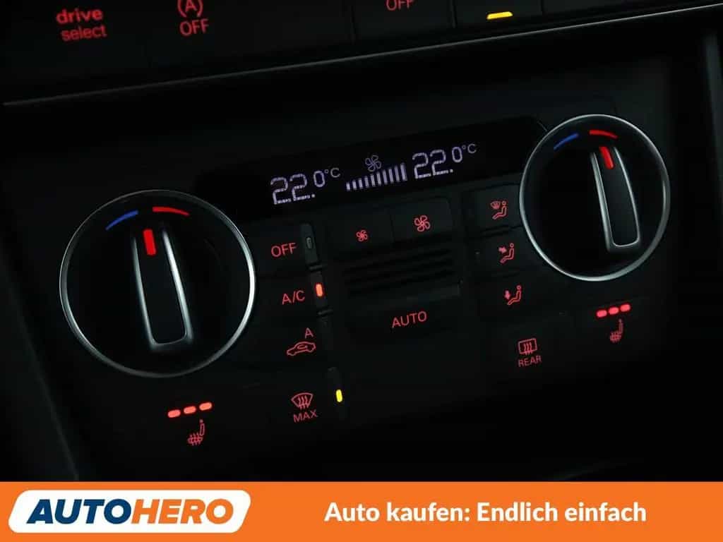 Audi Q3 2.0 TFSI quattro Sport Aut.*NAVI*TEMPO*CAM* 10/2016-photo-22