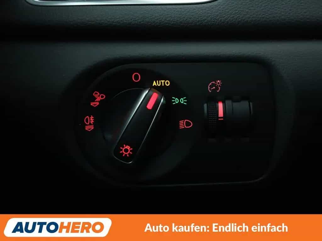 Audi Q3 2.0 TFSI quattro Sport Aut.*NAVI*TEMPO*CAM* 10/2016-photo-25
