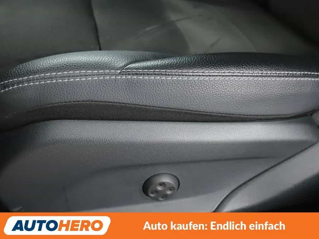 Mercedes-Benz GLC-Class 350 4Matic AMG Line Aut.*NAVI*LED*HUD*TEMPO* 11/2017-photo-31