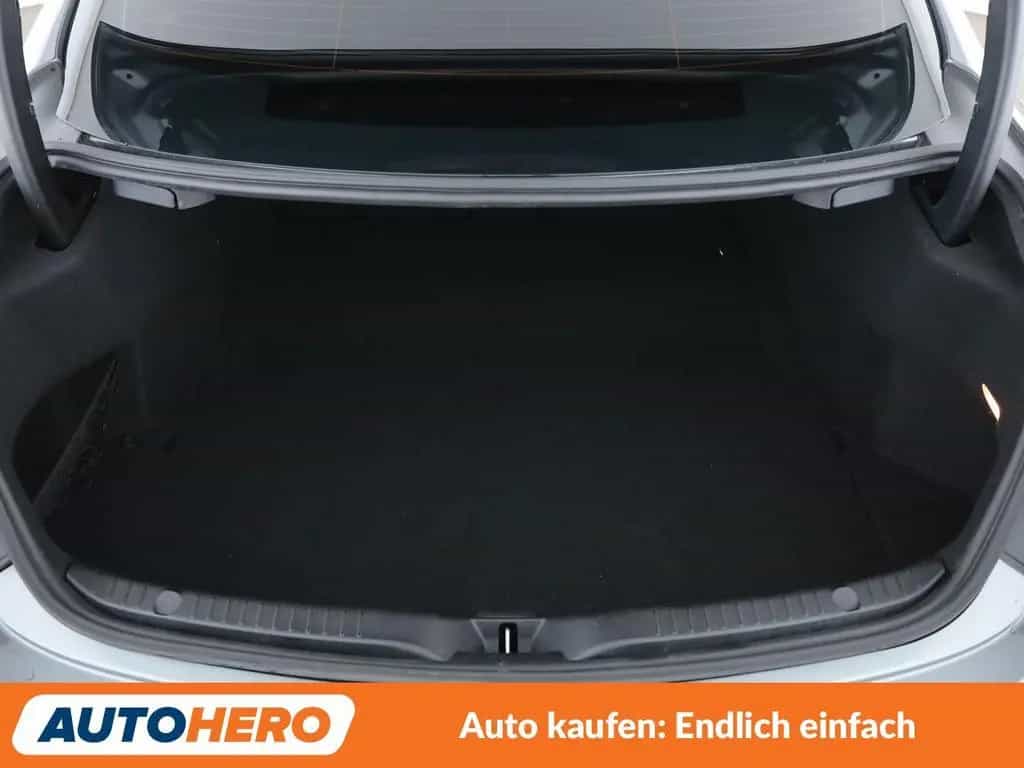 Mercedes-Benz C-Class 180 Aut.*NAVI*PDC*SHZ*TEMPO*KLIMA* 05/2017-photo-17