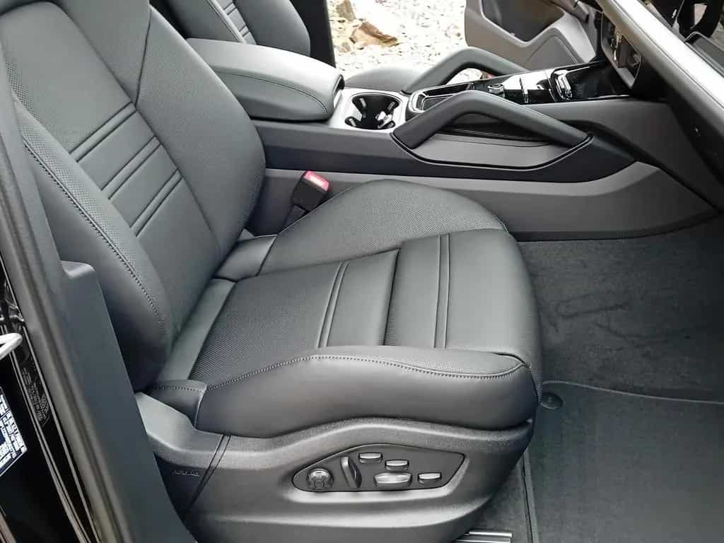 Porsche Cayenne Coupé Black Edition-PANO-360°-HD MATRIX null-photo-18